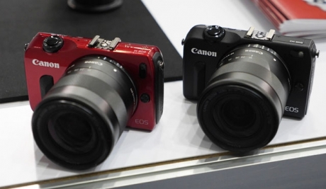 Canon представи своя втори безогледален фотоапарат EOS M2