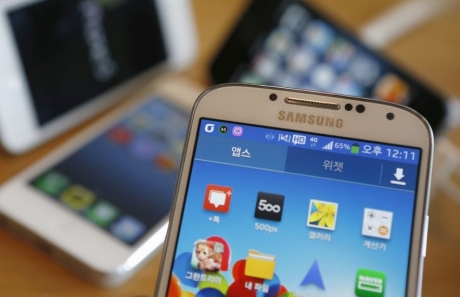 Получи се потвърждение, че Samsung Galaxy S5 ще получи метален корпус