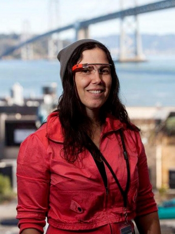 Ще пречи ли Google Glass на шофирането?