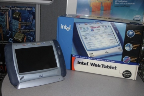 Знаете ли, че: Intel са имали таблет на име IPAD?