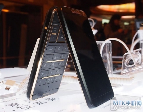 Philips Xenium W9588: смартфон-мида, базиран на Android