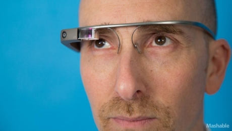 Google Glass се сдоби с нови функции