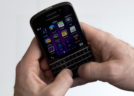 BlackBerry планира създаването на софтуер за iOS и Android