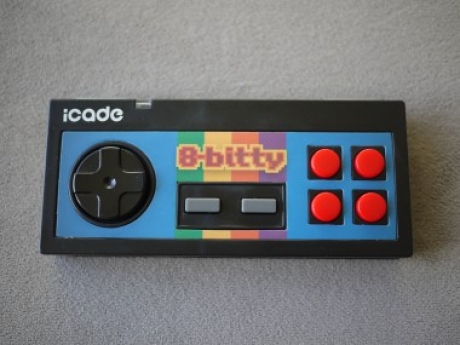 iCade – контролер, който ще ни върне в зората на видео игрите