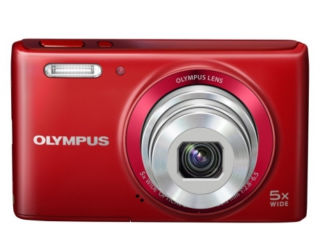 Olympus анонсира два нови фотоапарата