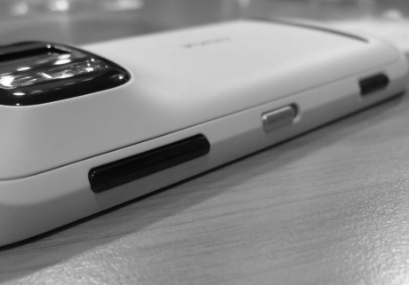 41-мегапикселов Windows Phone смартфон на Nokia ще се появи през лятото