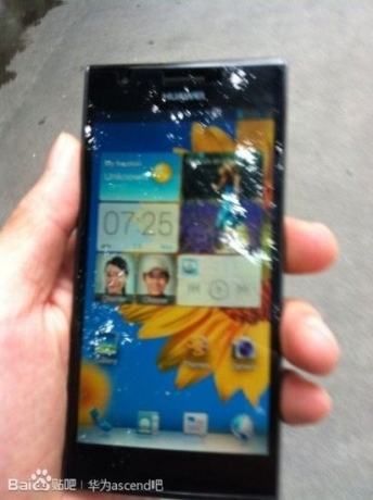 Huawei Ascend P2 на „живи“ снимки