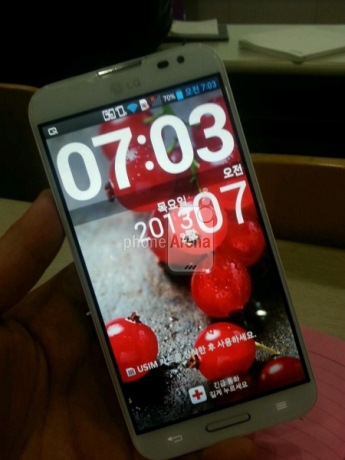 Характеристики и снимка на бъдещия флагмански смартфон LG Optimus G Pro