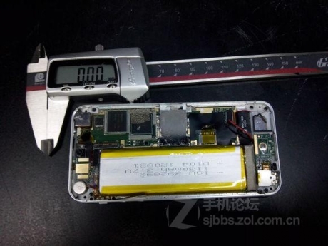 Първи снимки на iPhone 5S