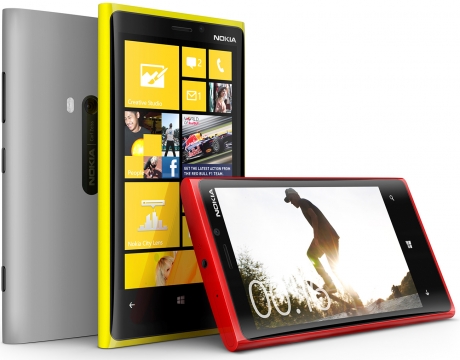 Nokia доминира на пазара на Windows Phone 8 смартфоните