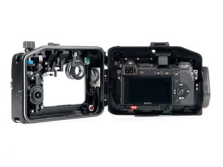 Nauticam пусна водоустойчиво покритие за Sony NEX-6