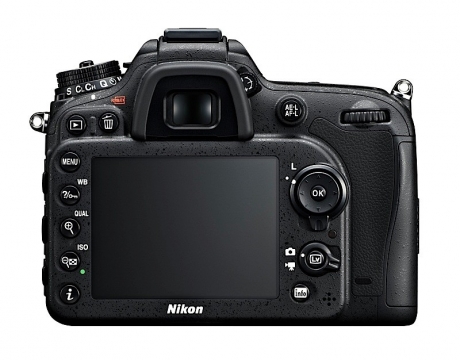 Nikon представи новия си фотоапарат D7100