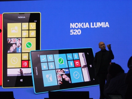 Нови модели и висок клас иновации за нови клиенти от Nokia на MWC13