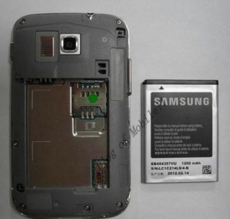 Първи снимки на смартфона Samsung Galaxy M Pro 2