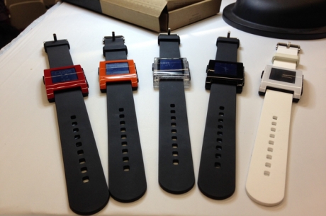 Смарт часовника Pebble започва масово производство