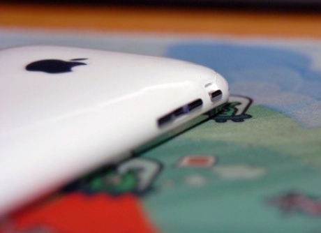 Анализатори: производството на iPhone 5S започва през март