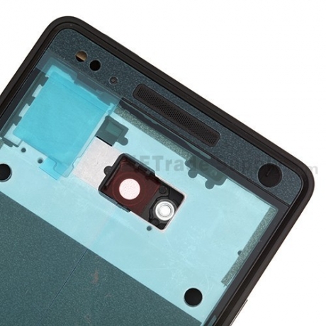 HTC M7 ще получи метален корпус
