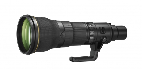 Nikon пуснаха широкоъгълен вариообектив за D600