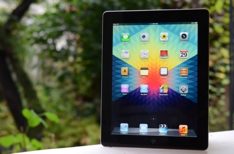 Apple представи официално iPad със 128 GB памет