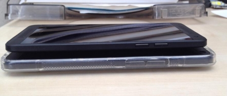 Потвърждение на спецификациите на HTC One Mini и нови „живи“ снимки
