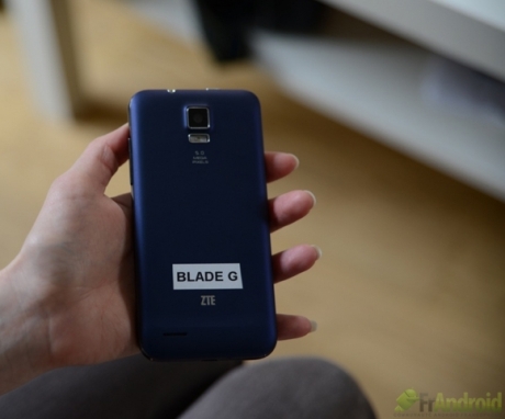„Живи“ снимки на смартфоните ZTE Grand S Flex и Blade G