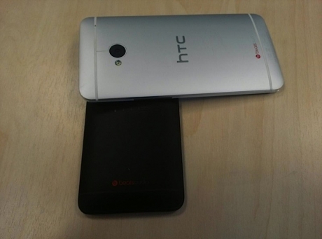 HTC One mini: снимки и характеристики
