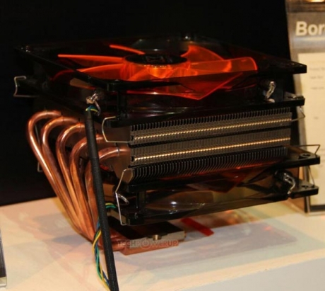 Computex 2013: на щанда на Xigmatek беше показан новия процесорен охладител Boreas