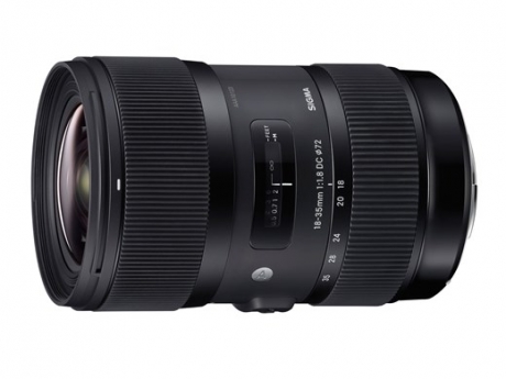 Sigma пускат 18-35-милиметровия си f/1.8 обектив през юли