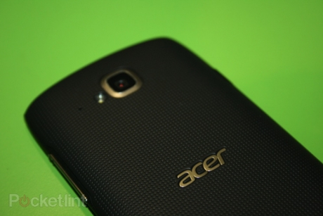 Acer готвят 3,5-инчов смартфон от линията Liquid