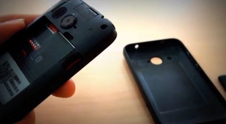 Кратко видео-ревю на бюджетния смартфон HTC Desire 200