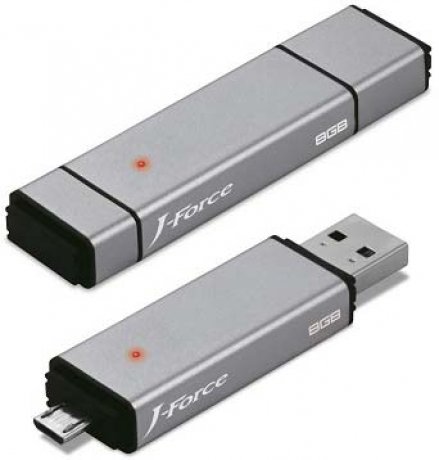 Force Media започна продажбите на 8 GB универсален USB стик с два изходни порта