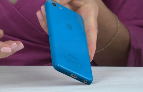 Reuters: нов цвят и по-голям екран за iPhone