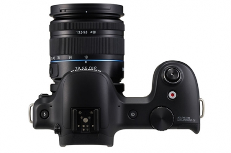 Samsung Premiere Event: фотоапаратът Galaxy NX