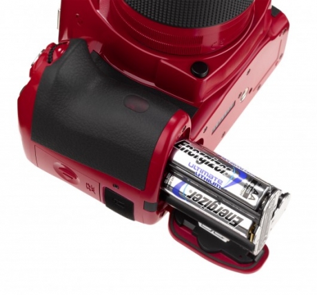 Pentax К-50 – DSLR със 120 цветови комбинации