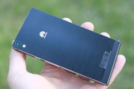 Huawei влиза в челната тройка на най-големите производители на смартфони през 2015 година