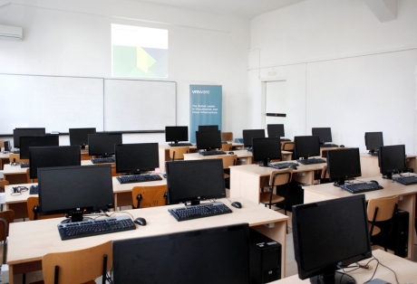 VMware открива IT академия в България