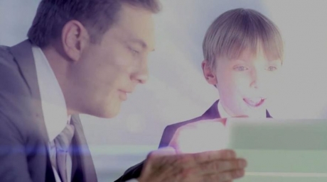 Samsung Galaxy S IV: технологията „floating touch“ и green PHOLED дисплей