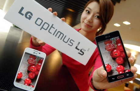 LG пусна в продажба стилния смартфон Optimus L5 II