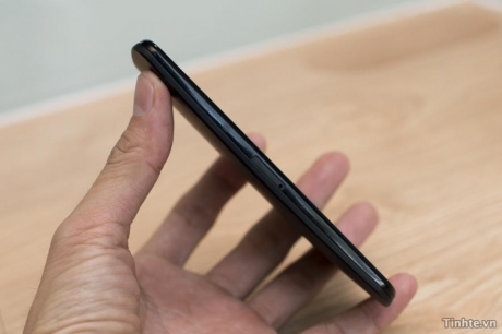 Стилен и мощен смартфон от Motorola на „живи“ снимки