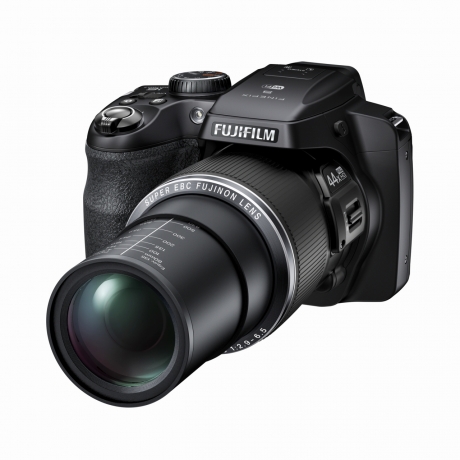 Fuji представи FinePix S8400W