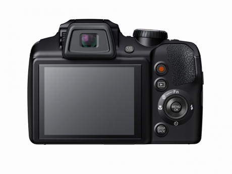 Fuji представи FinePix S8400W