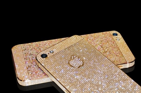 Ексклузивни iPhone 5 в корпуси от скъпоценни камъни