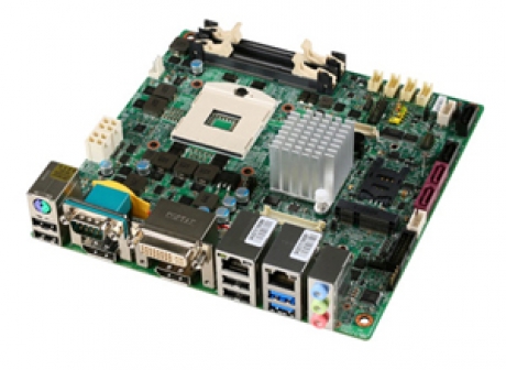 Mini-ITX системната платка MSI MS-98C8 може да работи с до три независими дисплея