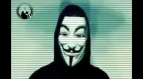 Онлайн протестът на Anonymous се пренесе на улицата