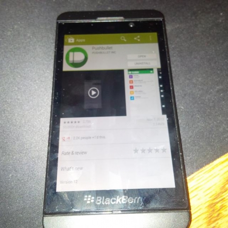В Blackberry OS 10.2.1 ще могат да се инсталират приложения от Google Play?