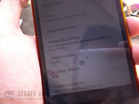 Смартфонът Sony Xperia Z1 е забелязан в червен цвят и с Android 4.4 KitKat