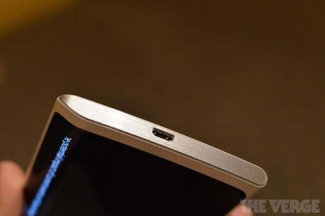 LG и Samsung представят смартфони с гъвкави дисплеи през октомври