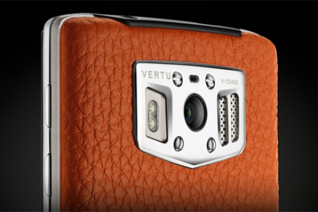 Vertu представи Android-смартфон за 5 000 евро