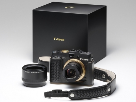 Canon представи специални версии на фотоапаратите PowerShot S120 и G16