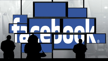 Глобален срив във Facebook наруши работата на „лайковете“ и постовете